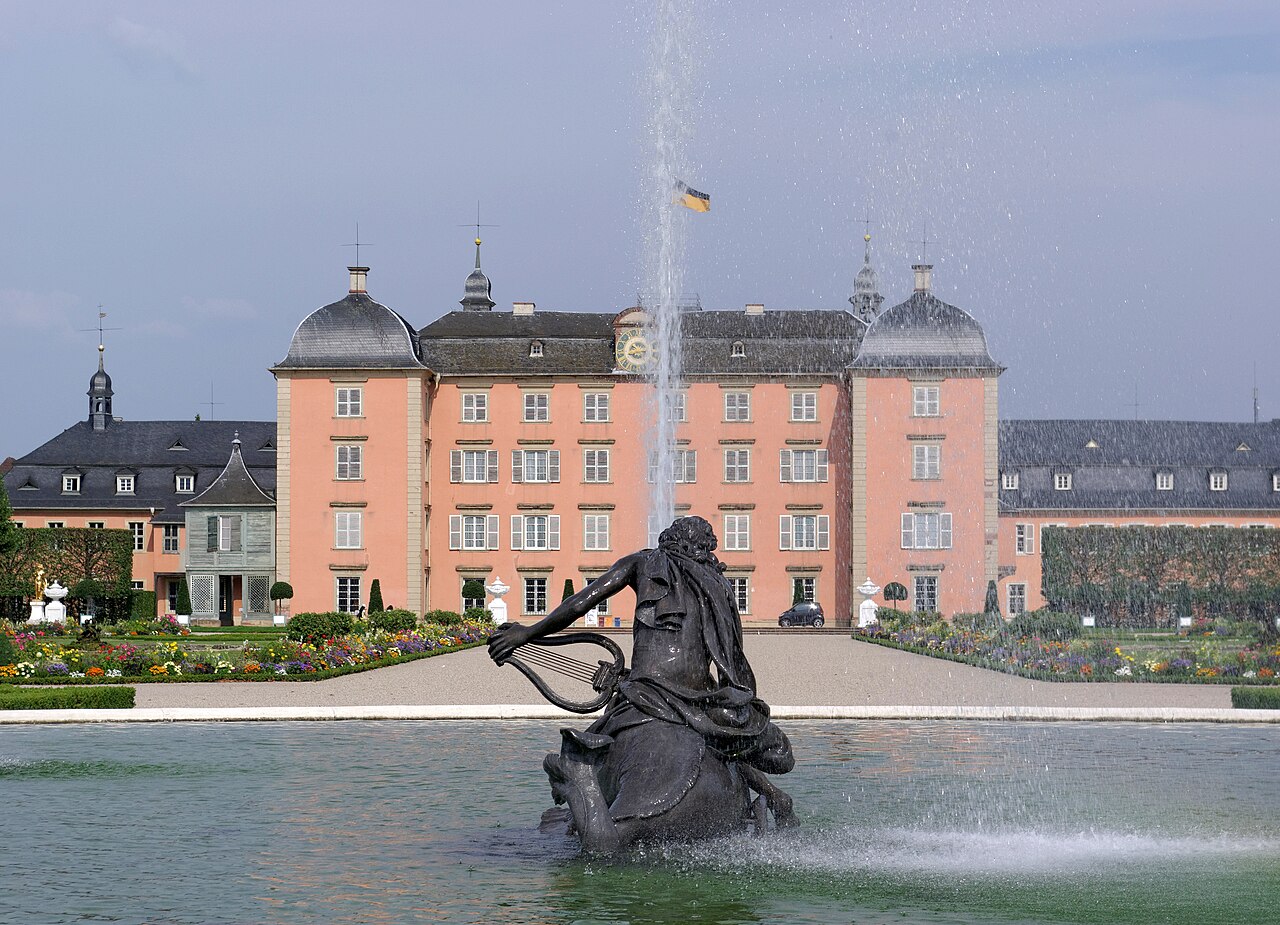 Touristinformation Schwetzingen: Öffnungszeiten, Kontakt & Führungen